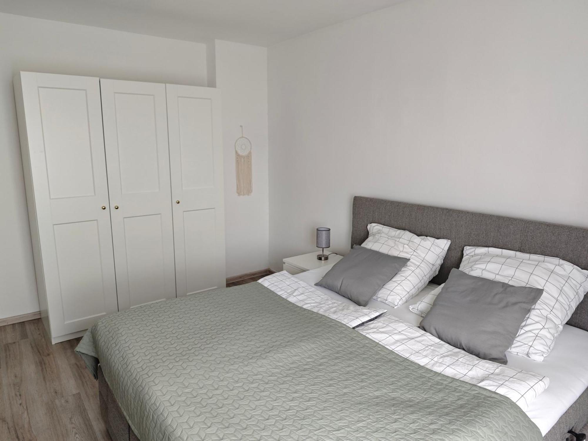 Fh-Naehe: Modernes Apt Mit Balkon Hof  Exterior photo