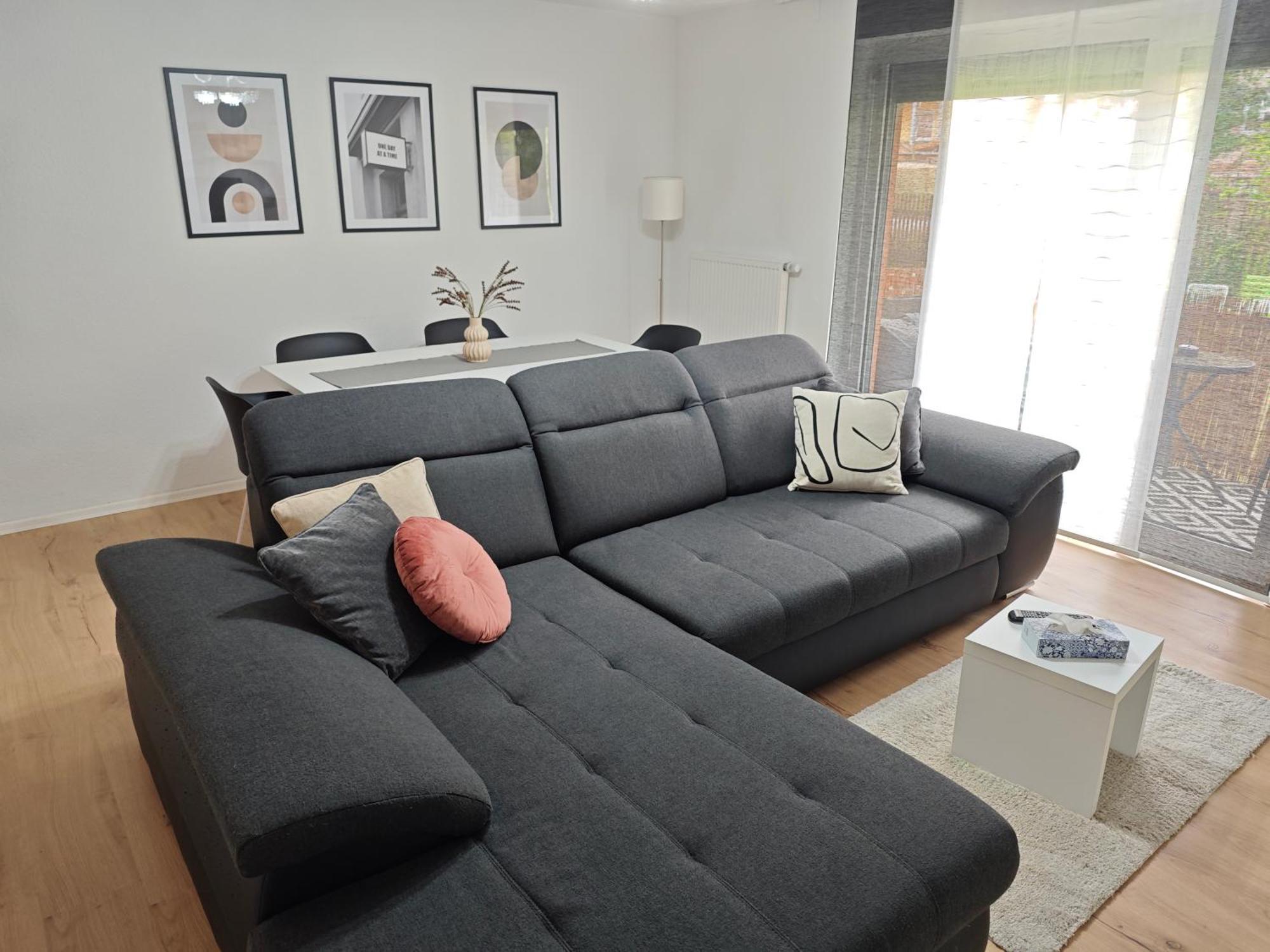 Fh-Naehe: Modernes Apt Mit Balkon Hof  Exterior photo